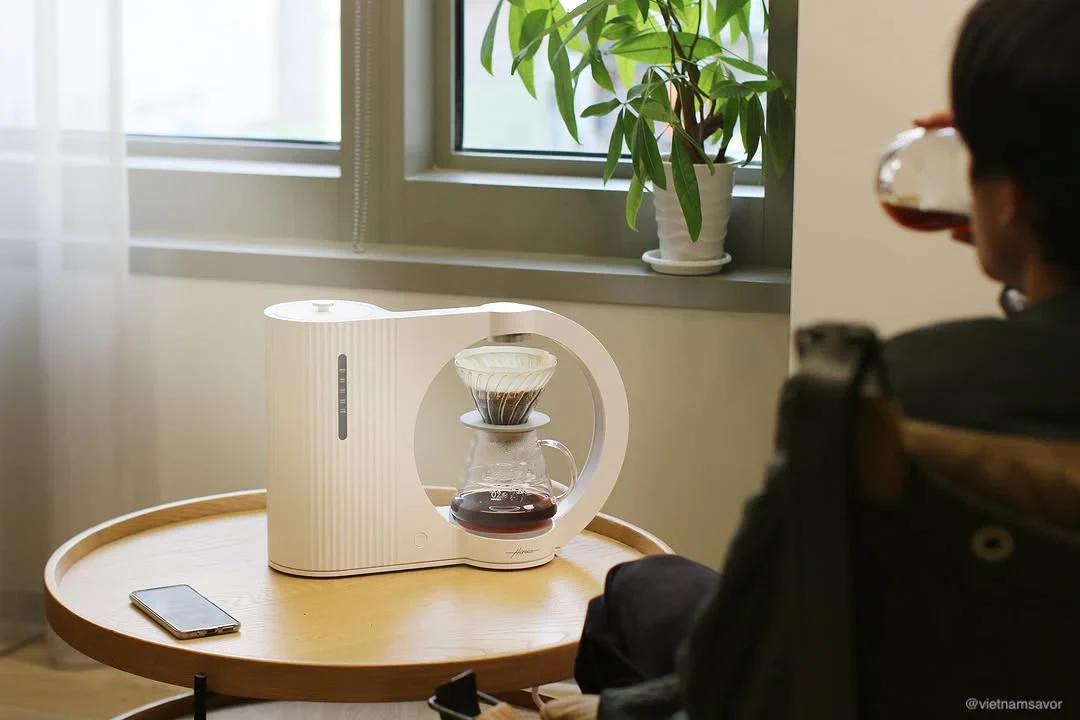 Hiroia Hikaru V60 Smart Brewer - White - Image 3